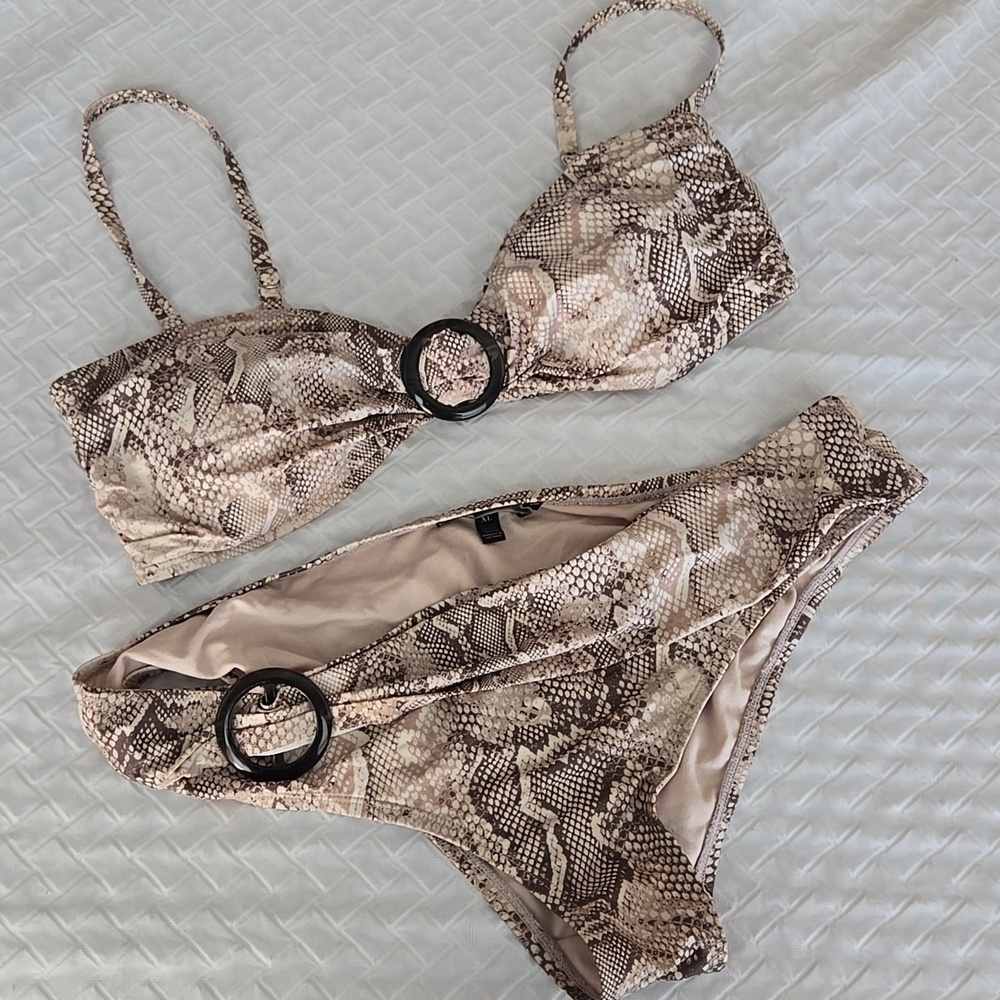 White House Black Market Snakeskin Bikini Set with Ring Detail Mob Wife